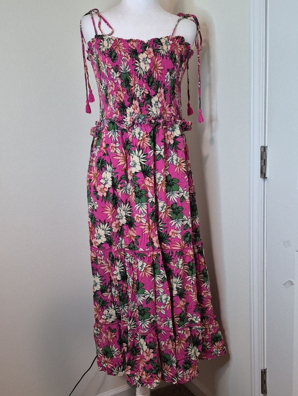 Lost + Wander Pink Floral Smocked Tie-Shoulder Maxi Dress Size L